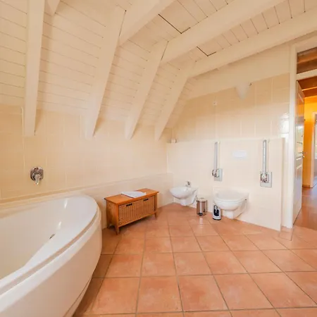 Moewe بيت للعطل Krienke